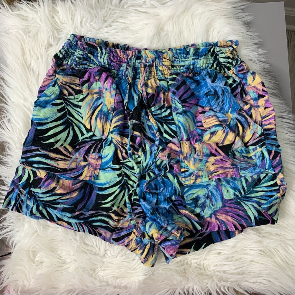 Time & Tru Tropical Print Women's Shorts